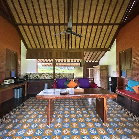 Tirta Padi Villa Ubud ภายนอก รูปภาพ