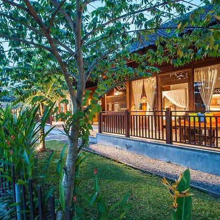 Tirta Padi Villa Ubud ภายนอก รูปภาพ