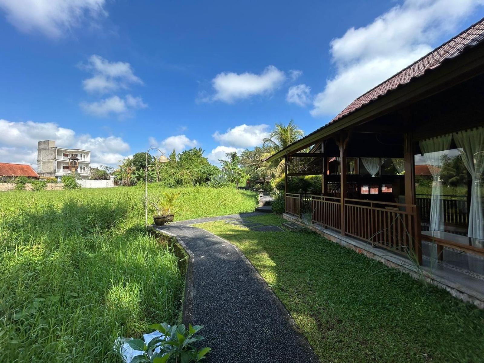 Tirta Padi Villa Ubud ภายนอก รูปภาพ