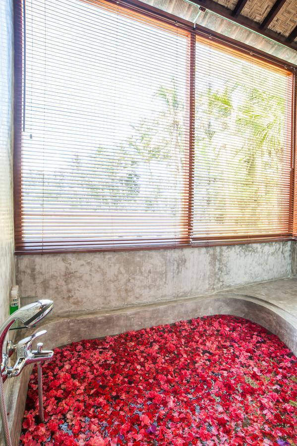 Tirta Padi Villa Ubud ภายนอก รูปภาพ